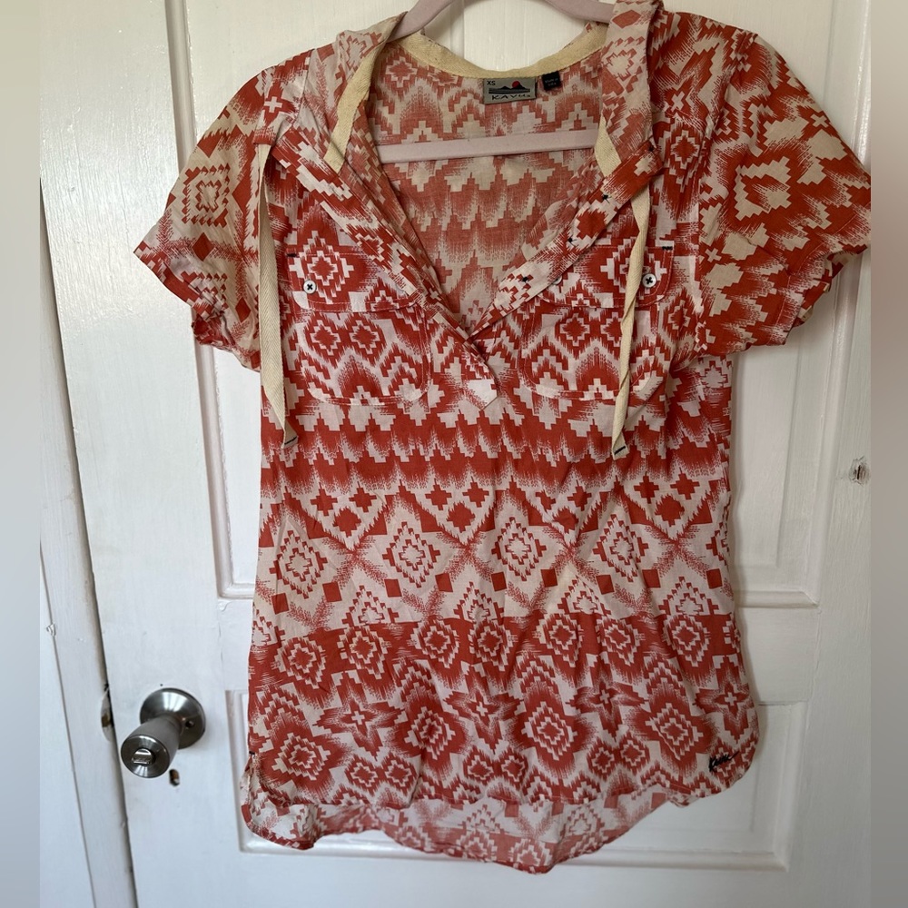 KAVU REI active hiking short sleeve SHIRT W/hood XS